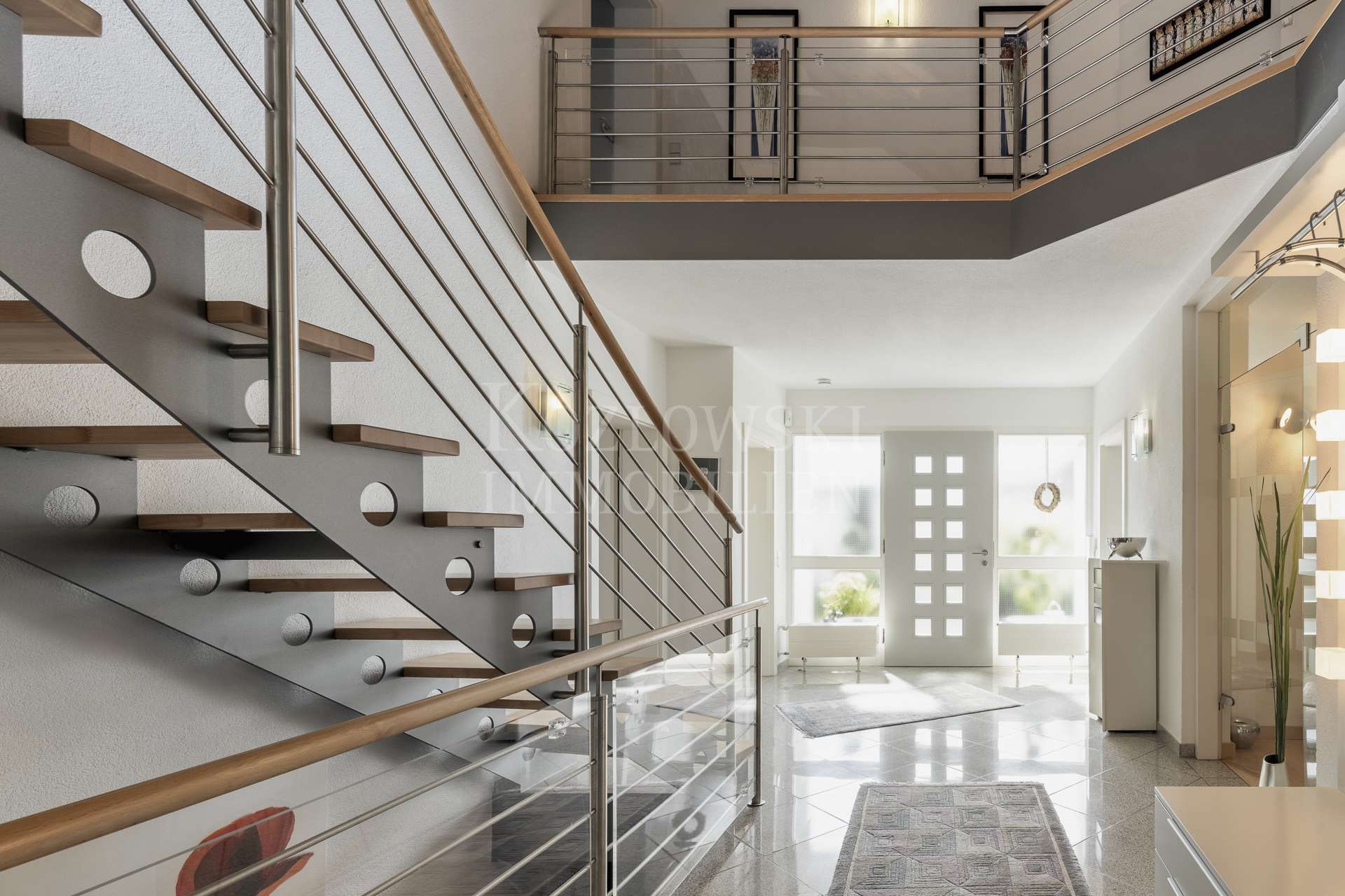 Entrée - Erdgeschoss