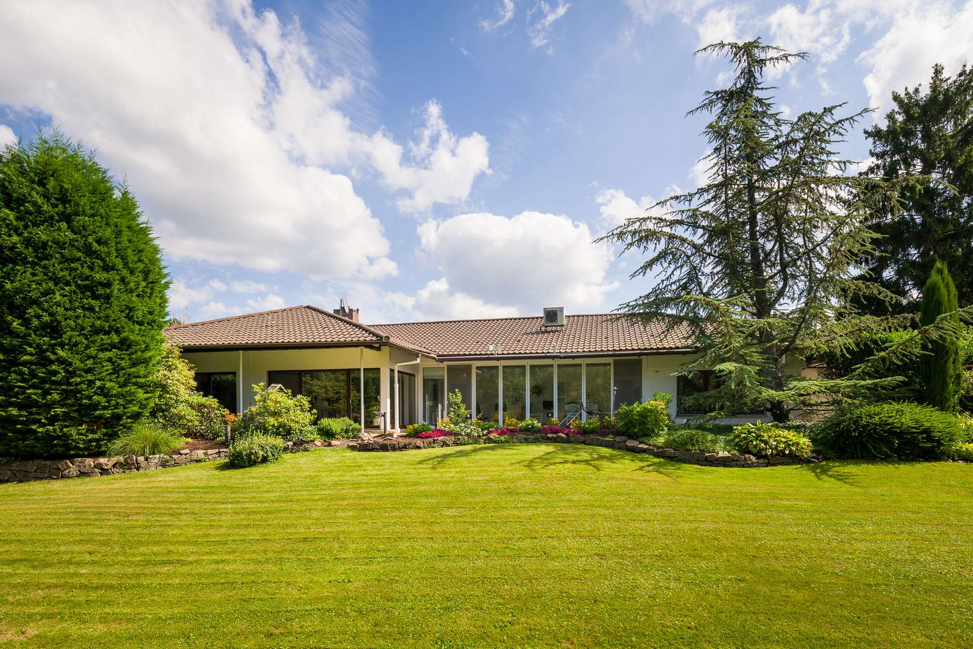 Villa - Gartenansicht