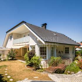 Villa - Gartenansicht