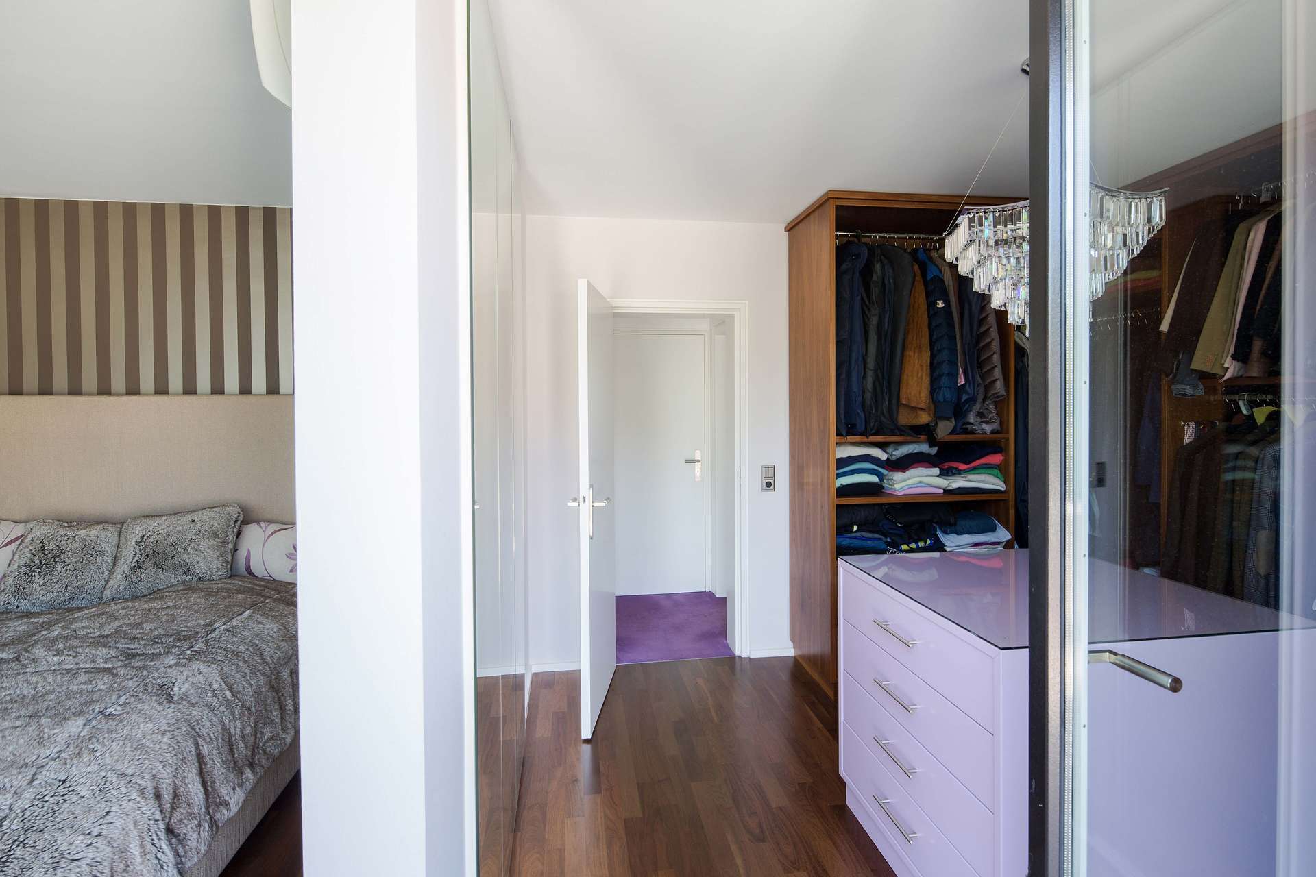 Masterbedroom mit Ankleide