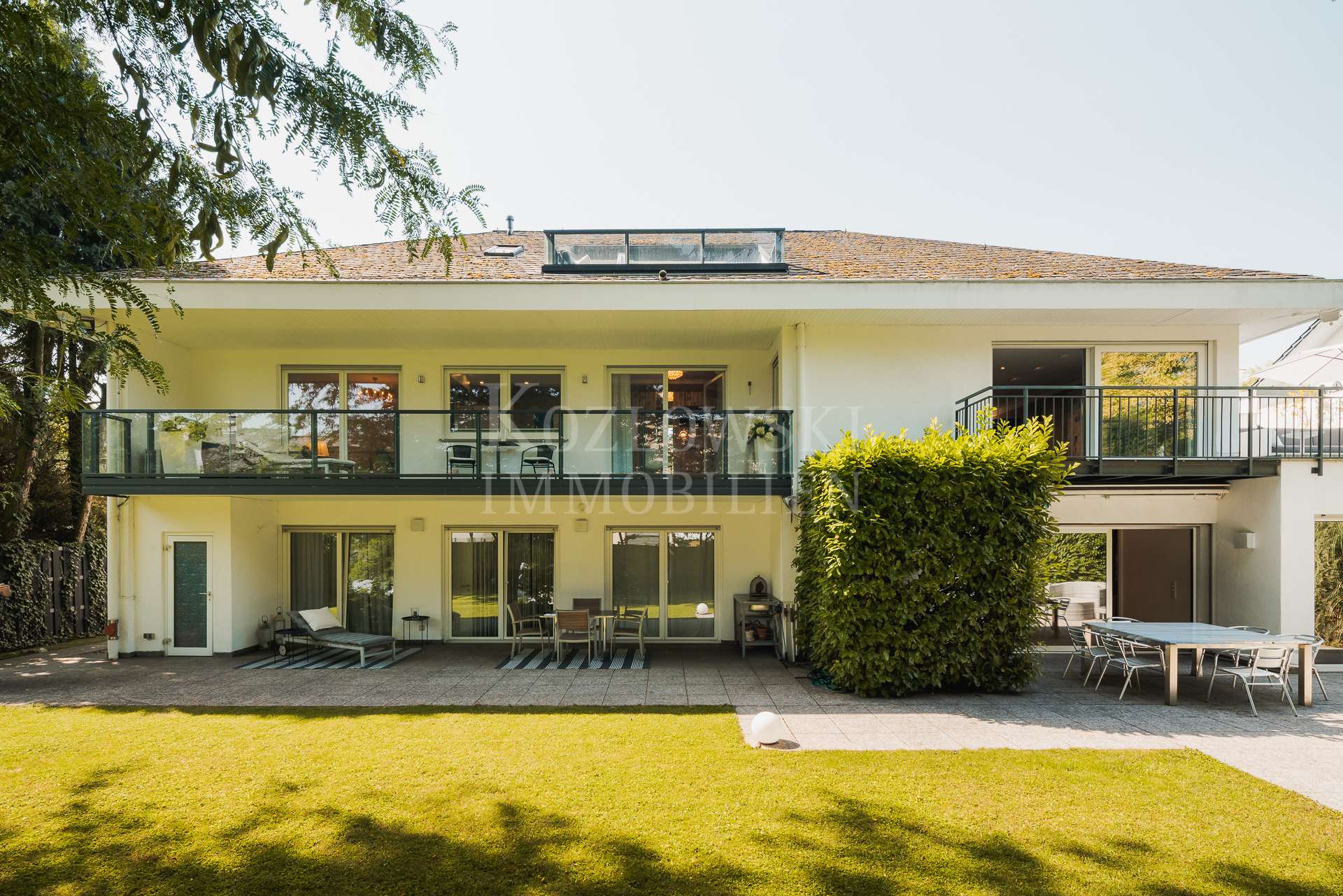 Villa - Gartenansicht