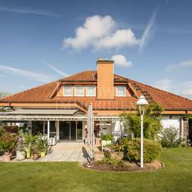 Landhausvilla - Gartenansicht