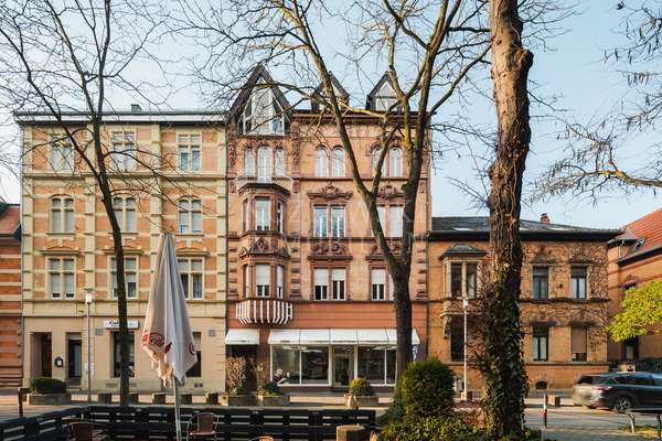 thumbnail von Attraktives Denkmal-Investment – WGH mit 5 Einheiten in beliebter Hemshoflage!