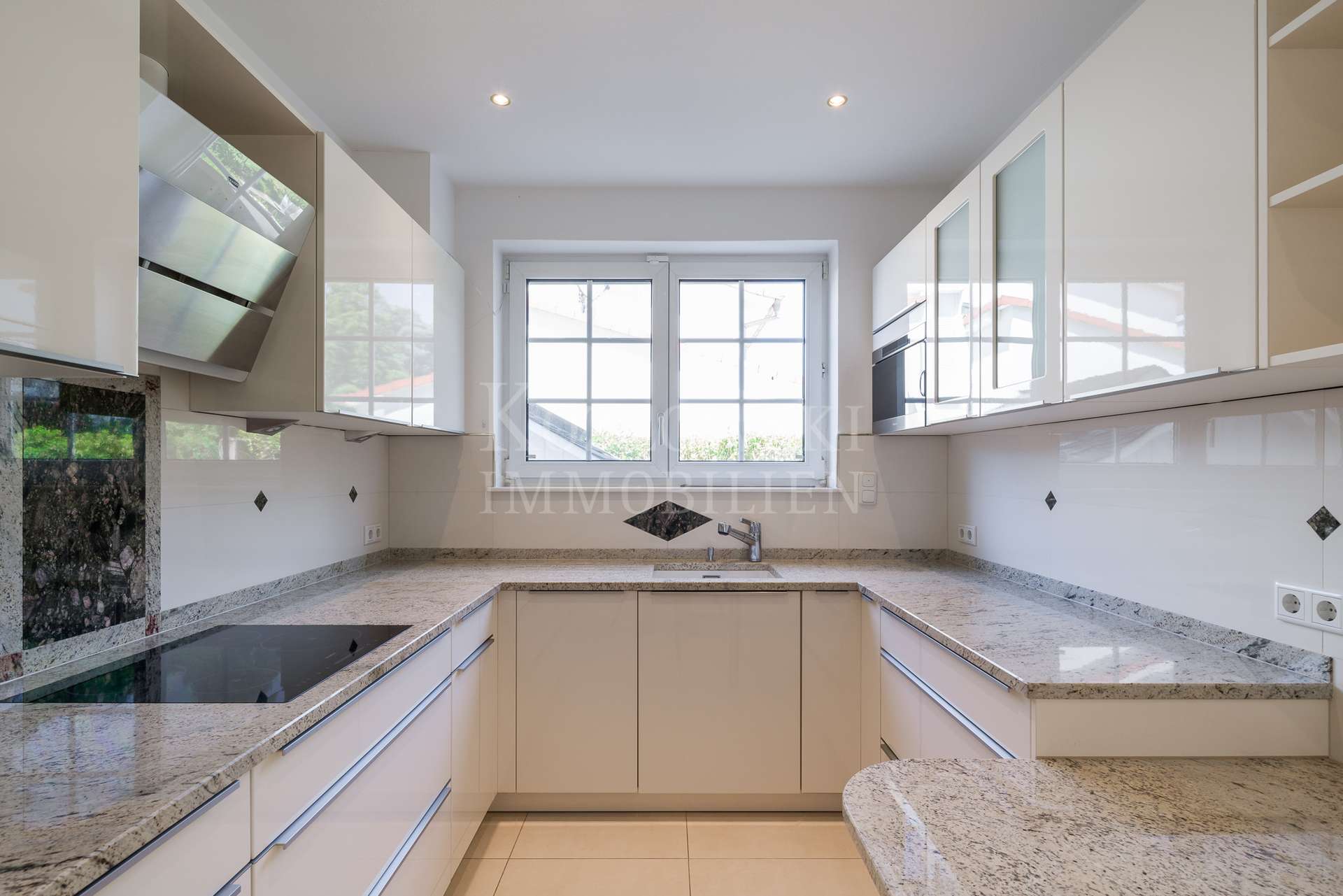 top Einbauküche inklusive