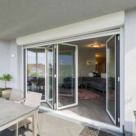 Panorama-Falt-Fenster