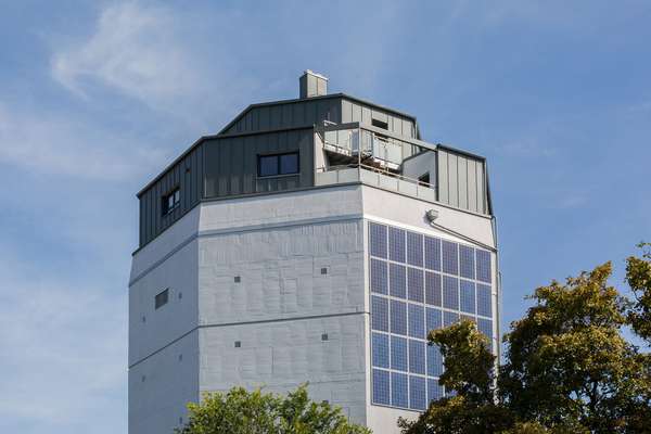 thumbnail von Das Turm-Penthouse 34 mit Loftcharakter – 220 qm für Kreative zum Selbstausbau!