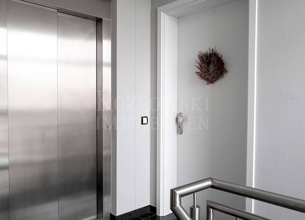 1 OG mit Lift