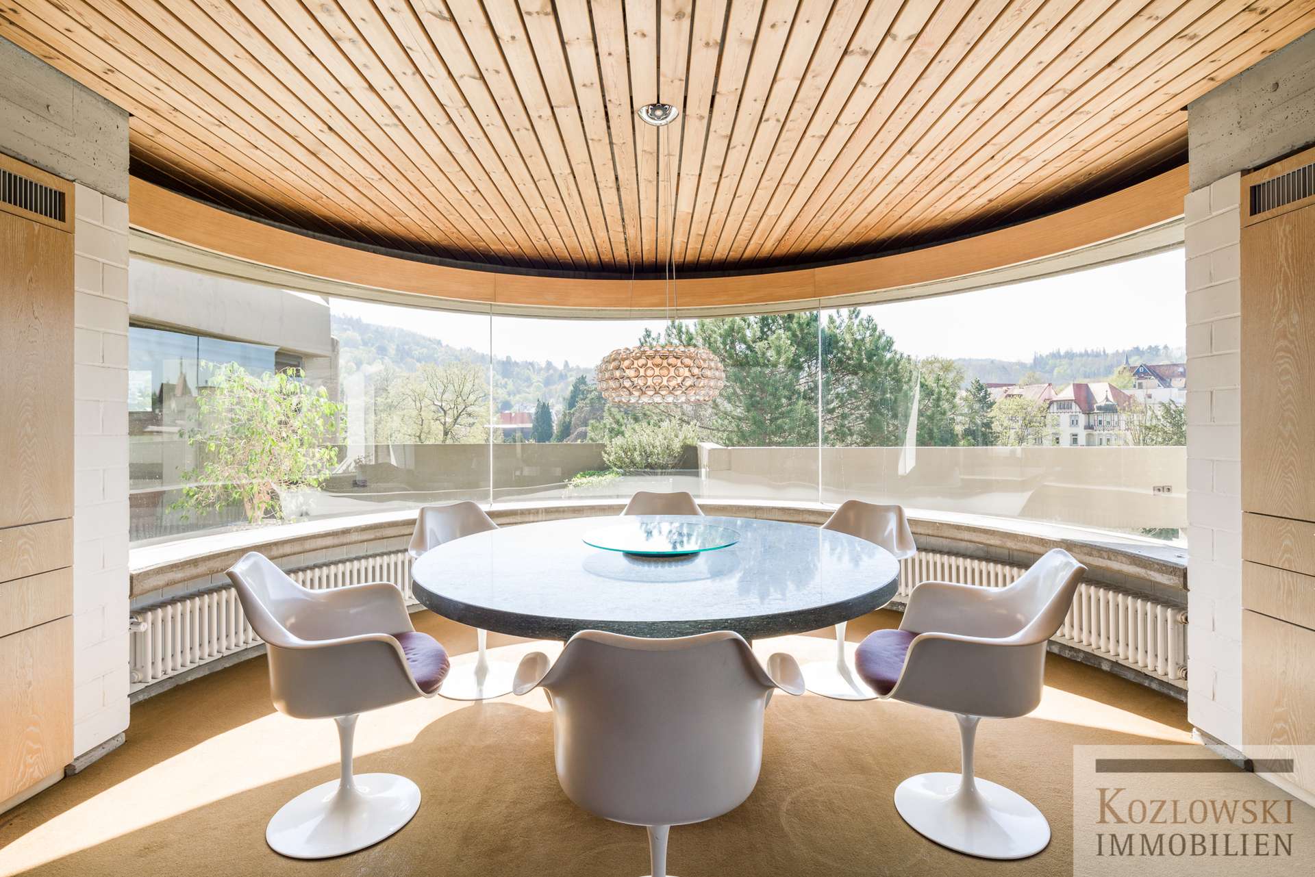 Essplatz mit Ausicht