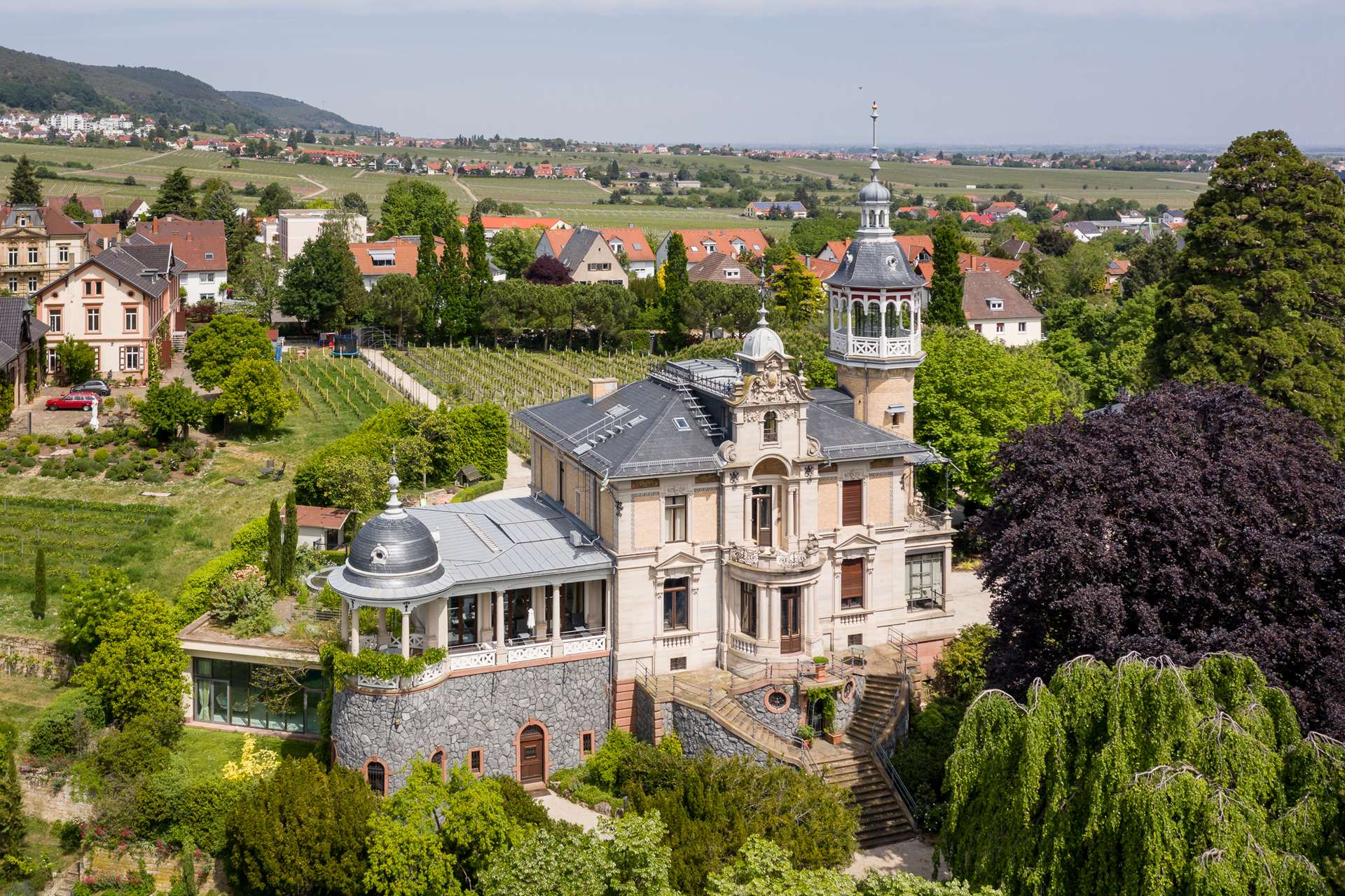 Die Weingut-Villa