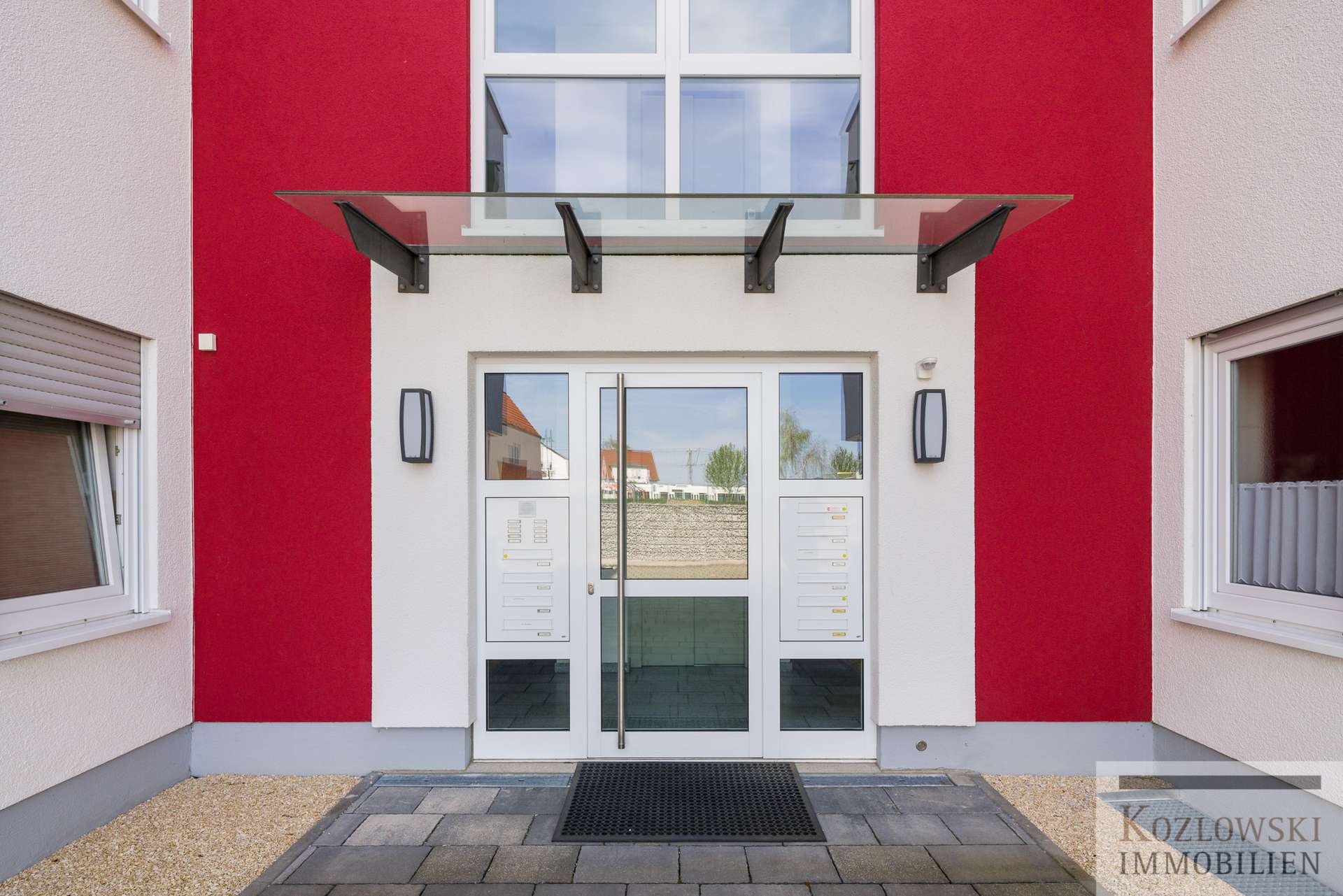 Willkommen - Hauseingang