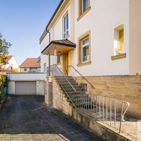 Zufahrt Garagenhalle