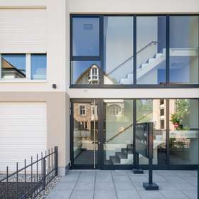 Willkommen - Hauseingang