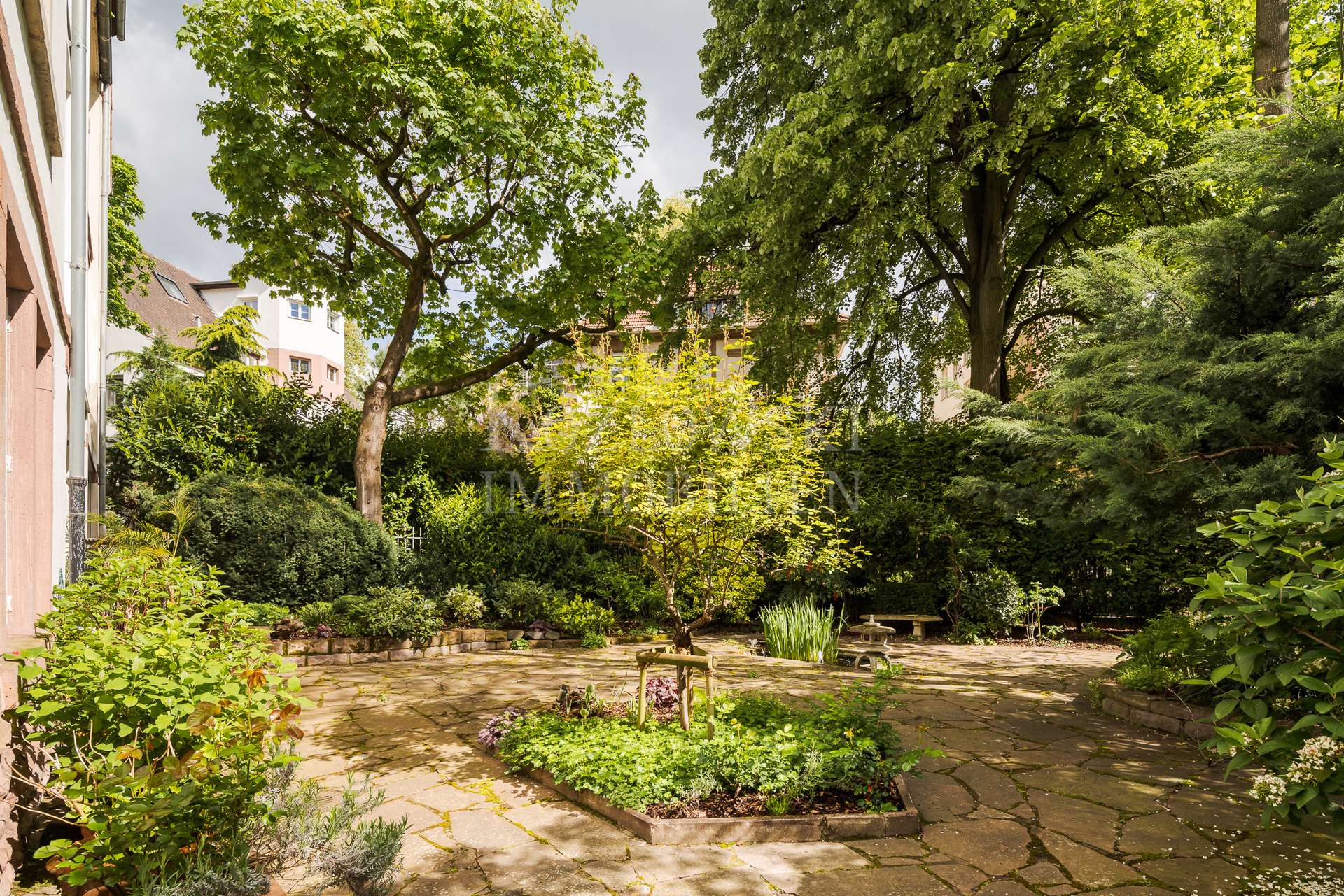 Privatgarten ca. 260 qm 