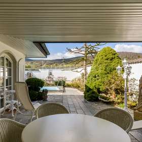 überdachte Terrasse