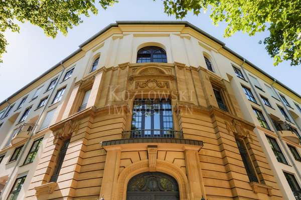 thumbnail von Beste Adresse I Werderplatz – Vermietete Stadtwohnung mit Lift, Süd-Loggia und TG!