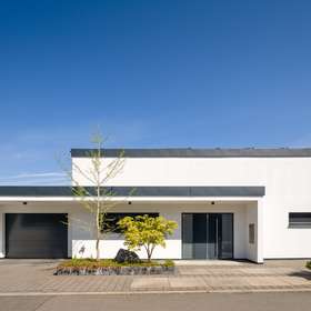 Design-Villa im Bauhausstil