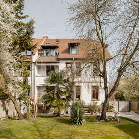 Villa - Gartenansicht