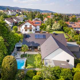Pool-Villa in Toplage