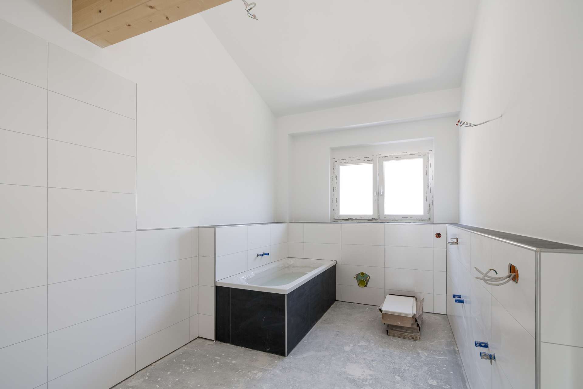 Beispiel Bad - DHH links