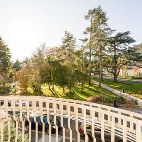 Balkon mit Parkblick
