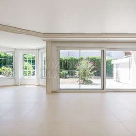 großzügige Verglasung