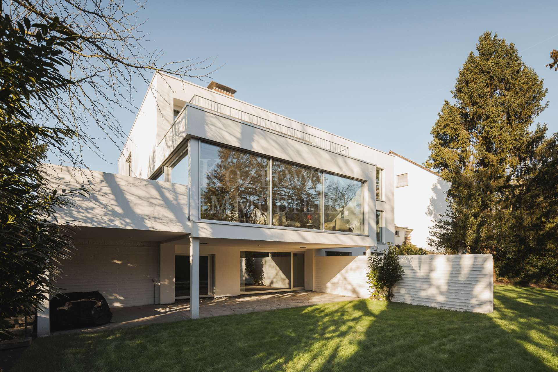Villa - Gartenansicht