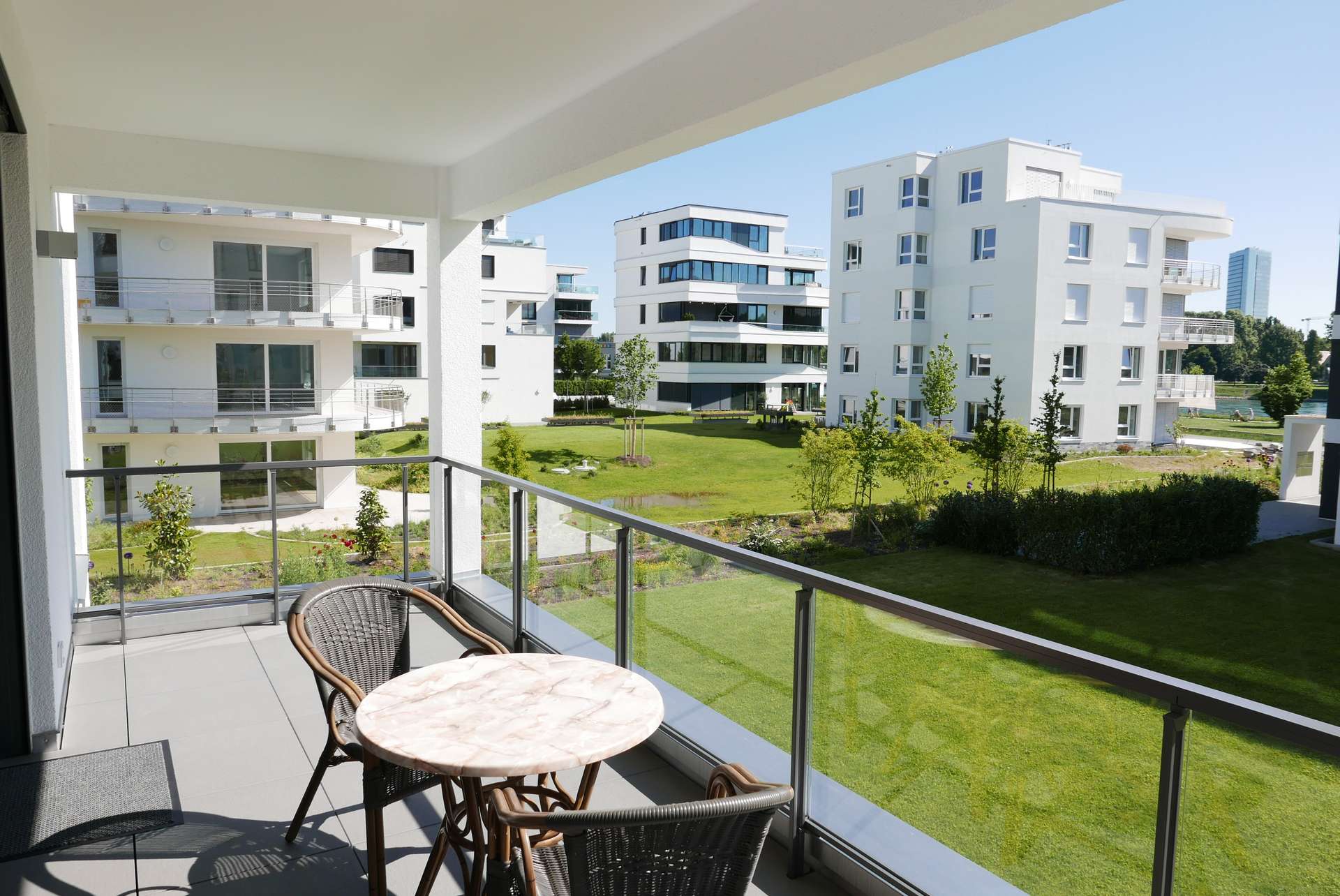 Terrasse I mit Rheinblick